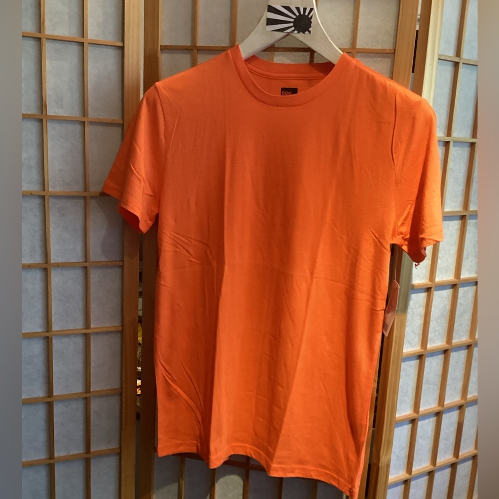 UO BDG Slim Fit Crew-Neck Short Sleeve Tee Orange Men's Size Small